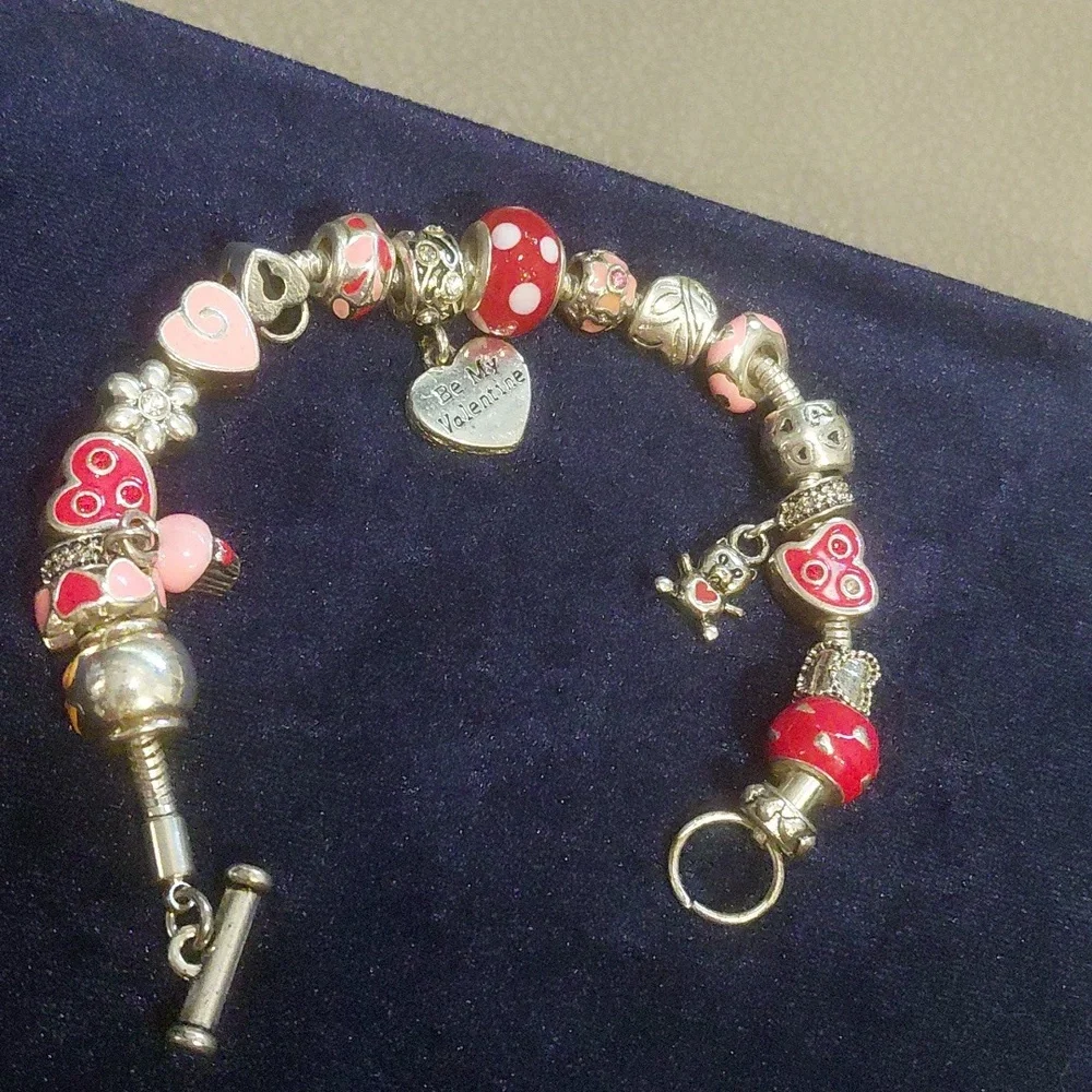 BRADFORD EXCHANGE CHARM BRACELET